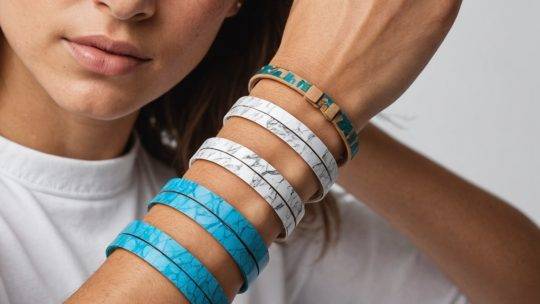 Découvrez la Durabilité et le Style Quotidien avec les Bracelets en Papier Indéchirable